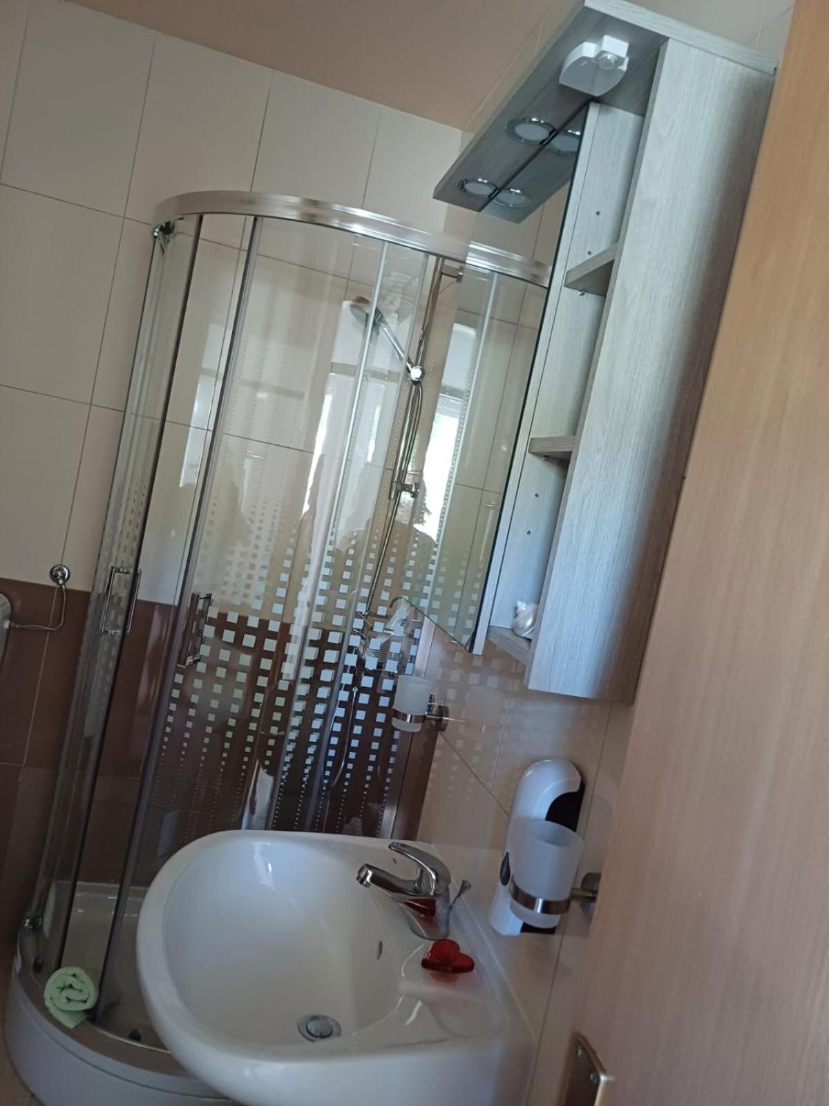 Apartament Ambiente Jasenice  Zewnętrze zdjęcie
